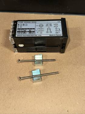 V100-r0r0 Arico Temperature Controller Stxx