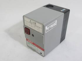 R4715 Azbil Burner Controller 200v 50/60hz Used