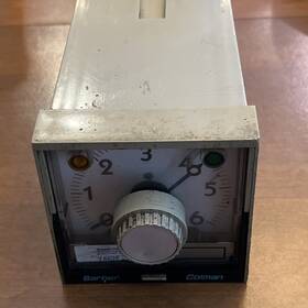 Fx100 Barber Colman 120 Series Enclosure Type J Used Free Shipping