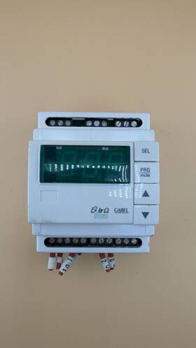 Fcm00ntc00 Carel Universal Temperature Controller Fcm Ntc Rev 1.14 24v 3va