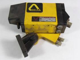 V3-jc-r1a Delta Optical Reflecting Barrier 110v 0.1a 60hz Used