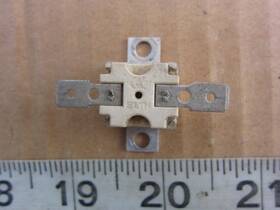 05t300 Elth 271 Thermostat Used