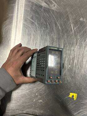 2408 Eurotherm 2408/vc/vh/rm/fl/wp/ Fh/ym/xx/eng/xxxxx/xxxxxx