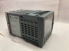 3504 Eurotherm 3504/cc/vh/1/xx/x/1/xxx/g Temperature Controller