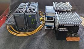 Cn531 Eurotherm Omega 2408 Pid Temperature Controller Lot Varian E500 Vaporizer Spares