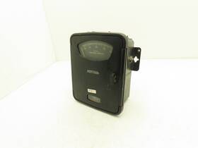 1070412 Foxboro Analog Temperature Controller 50-250 F Wall Mount