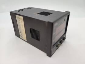 Pxw4-tcy1-5v Fuji Digital Temperature Controller Plug-in 11-pin 15va 100-240v