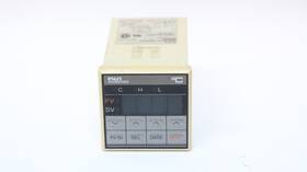 Pyz4ray1-4v Fuji Electric Temperature Controller