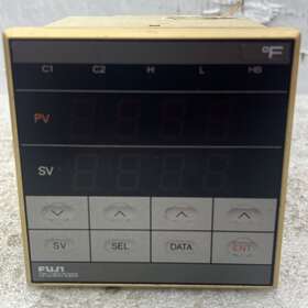 Pyz9-rby1-5v Fuji Electric Temperature Controller Used Free Shipping