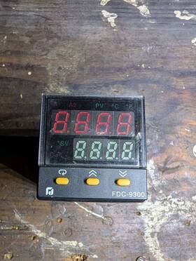 Fdc-9300-513023 Future Design Controls 9300-513023 Universal Process Controller With Mount