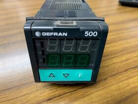 500-r0-r0-0 Gefran Temperature Controller