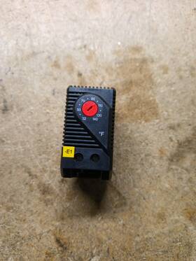 10817 Hoffman A-temnc Temperature Controller