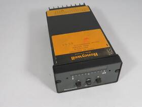 8463-001-b Honeywell Vintage Panel Mount Temperature Control Cos Dmg Used