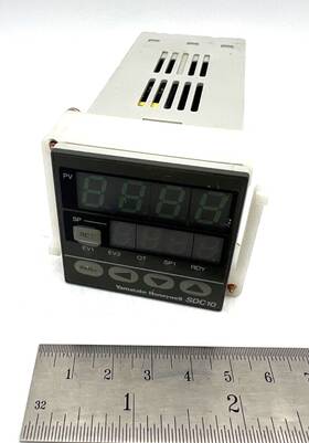C10t0dta0000 Honeywell Yamatake Sdc10 Temperature Controller 100-240 Vac Japan