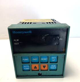 Dc2003-0-0000-0000-00-0122 Honeywell Temperature Controller 120vac