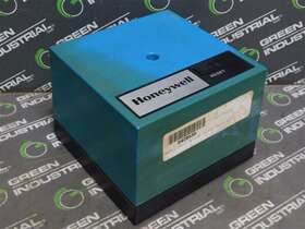 R7795a1001 Honeywell Used Flame Safeguard Primary Control 120v 50/60hz