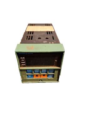 Ydc3001-0-00a-1-00-0111 Honeywell Temperature Controller Dc3001-0-00a-1-00-0111 51-51-25-07 240 Vac 50