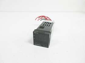 16a2153-936 Love Controls Dwyer Temperature Process Controller 16a2