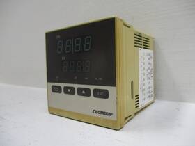 Cn144trmv-r Omega Digital Temperature Process Controller Cn140 Series 120/240v