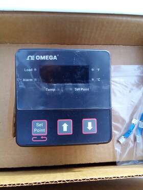 Cn2110-r20 Omega Engineering Digital Temperature Controller 0-800 Degree Module