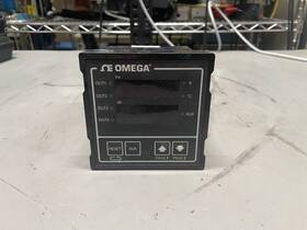 Cn3251-r Omega Temperature Process Controller 30 Day Returns