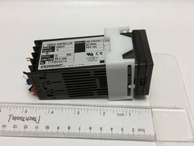 Cn6221-r Omega Controller Used