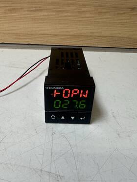Cni16d54-ei-dc Omega Temperature And Process Controllers 20-36v