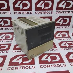 E5ax-la-f Omron Temperature Controller 100-240vac 50/60hz 15va Used