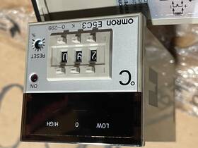 E5c3-wr Omron 20k-10 Temperature Controller