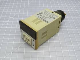 E5c4-q40k Omron Temperature Controller T170852