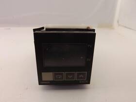 E5cn-r2tc Omron Temperature Controller T42556