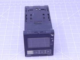 E5cn-rtc Omron Temperature Controller T142923