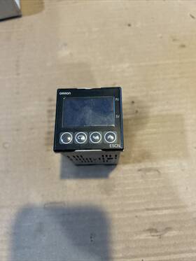 E5csv-q1p-w Omron Temperature Controller