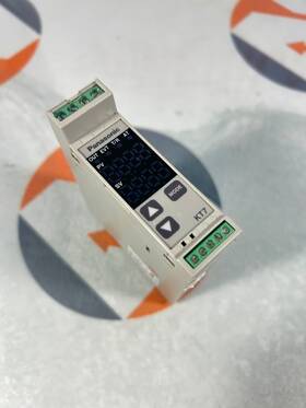 Akt7213100 Panasonic Kt7 Multi-range Temperature Controller
