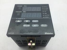 Maq6-619-11-000-8 Shinko Temperature Controller