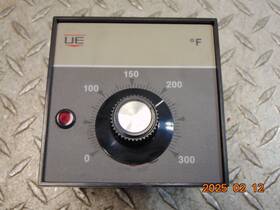 E931j40 United Electric Ue Temperature Controller 115/230vac Range 0-300 F