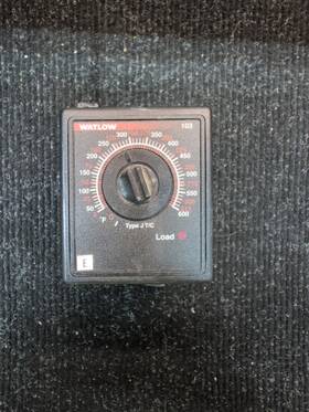 103e-1j1d-1100 Watlow 103d-1j1d-1100 Temperature Controller Used Old Stock