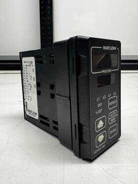 988b-15fc-csrg Watlow Temperature Controller