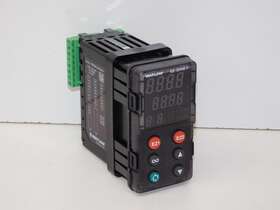 Watlow Pm8c2fc3afaaaa Pm8c2fc-3afaaaa Digital Lcd Ez-zone Panel Mount Temperature Controller