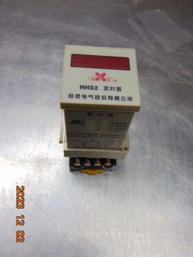 Hhs2 Xl Digital Counter 110vac With Socket Base