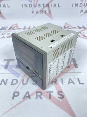 312ga000500 Yamatake Sdc31 Temperature Controller Overnight Shipping Available