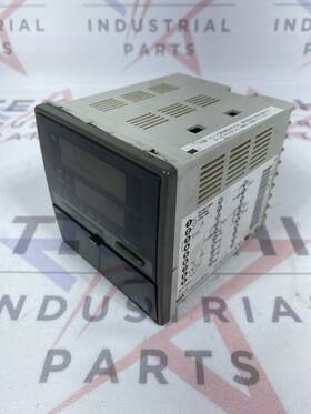 C315ga000500 Yamatake Sdc31 Temperature Controller Overnight Shipping Available