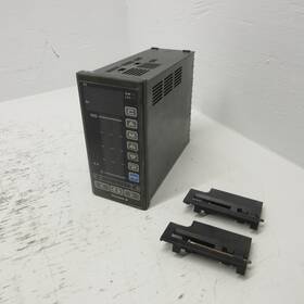 25va Yokogawa Us1000-00/a10 Temperature Controller Style S3 100-240vac Us1000