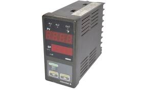 90-250v Yokogawa Ut14e Temperature Controller 50/60hz