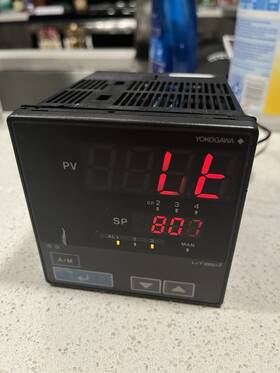 Ut351-0a Yokogawa Ut351 Programmable Digital Indicating Controller Working