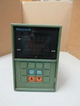Honeywell UDC5000 Ultra-pro Temperature Controller DC5066-0-0000-100-00-0111. Fixed Price $150.00.