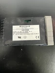 Honeywell UDC3300 DC330B-KE Process Controller Temp Pid Panel Mount 90-250VAC. Fixed Price $59.99.