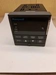 Honeywell Udc 3000 Versa Pro Temp Controller DC300K-0-0A3-20-0C00-0. Fixed Price $175.00.