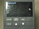Honeywell DC300L-L-000-10-0000-0 Versa Pro (E1). Fixed Price $395.00.