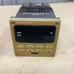 Honeywell DC2500-E0-0L00-100-10000-00-0 Controller. Fixed Price $1799.99.